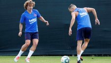 Става напечено! Испанската федерация погна Барса за трансфера на Гризман