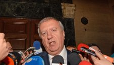 Томов да съди себе си или Гриша Ганчев