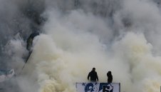 Фенове на Левски пребиха 16-годишно момче от ЦСКА