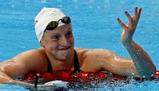 Ледецки с нов световен рекорд на 800 метра свободен стил