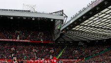 Юнайтед готви грандиозен ремонт на "Олд Трафорд"