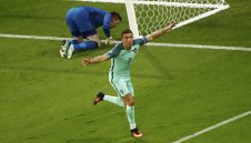 Роналдо засенчи Бейл и класира Португалия на финал + СНИМКИ И ВИДЕО