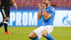 Мертенс преподписва с Наполи