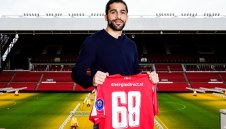 Официално: Милан преотстъпи Рикардо Родригес на ПСВ Айндховен