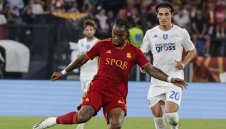 Балкански гранд отървава Рома от низвергнат