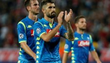 Наполи отново се мъчи в Серия "А"