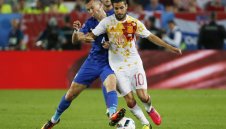 Хора на Милан в Лондон за Фабрегас 