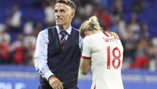 Легенда на Юнайтед скъса с жените на Англия