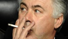 Карлето пуши тайно и никога не изпада в паника