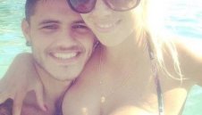 Сексапилната Уанда Нара отново го направи. Съблече се чисто гола + СНИМКИ