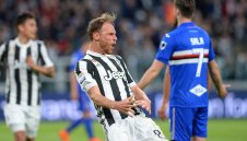 Юве докосва седмо поредно Скудето след бой над Самп + ВИДЕО И СНИМКИ