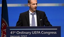 Босът на УЕФА идва в София заради Боби
