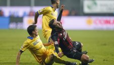 Мистерия с трансфера на Тонев, договор няма