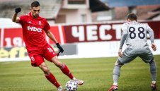 Чочев наказал Лудогорец с 38 градуса температура