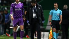 Бейл се връща чак  през април?