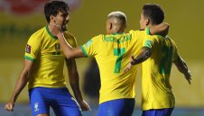 Фирмино спаси Бразилия