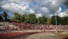 На "Армията" става страшно: Полиция пази играчите на ЦСКА от бесни фенове