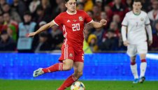 Даниел Джеймс наказа и Беларус в стил "Анри"