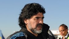 Марадона пуска Тевес като титуляр срещу Нигерия