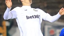 Реал и ПАОК искат 17-годишен от Славия