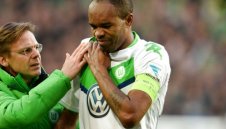 Шалке 04 прилапа Налдо от Волфсбург