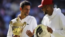 Какъв тандем! Джокович ще играе с лошото момче Кирьос на двойки