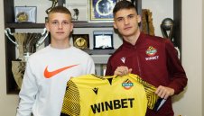 Ботев Пловдив подписа със защитник и халф