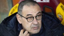 Юве на Сари е апатичен, бездушен и анемичен