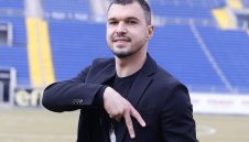 ОФИЦИАЛНО: Левски би шута на Божигол, не влиза в сметките на Хубчев