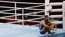 Френски боксьор побесня след дисквалификация от олимпийския турнир + СНИМКА