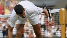 Глобиха Джокович с 8000 долара заради проява на бяс