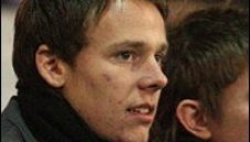 Тотнъм потвърди трансфера на Крис Гънтър