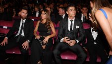 Самоизяждане? Меси и Роналдо се отсвириха взаимно