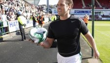 УНИКАЛНО: Стилиян Петров се завръща на терена!