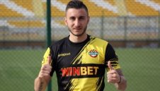 Ботев (Пловдив) бие шута на Карачанаков