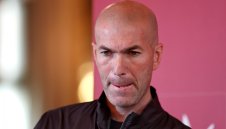 В Англия: Зидан поема Челси от лятото, получава 200 млн. паунда за селекция