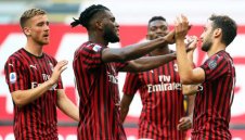 Милан прегази Болоня и се изкачи до челната шестица