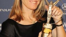 Жустин Енен чукна 30