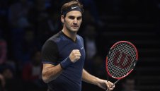 Федерер смаза Бердих в Лондон 