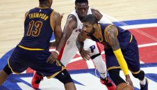 Кливланд довърши Детройт