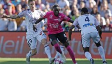 Играч от Франция с COVID-19 е изваден от изкуствена кома