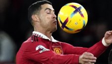 Бомба от Англия: Ман Юнайтед изгони Роналдо