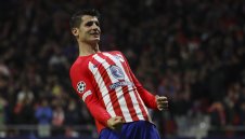 Мората се врича във вярност на „дюшекчиите“