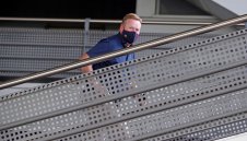 Куман разкрил пробойните на Барса