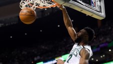 Нов удар на Бостън! Келтите дръпнаха с 2-0 на Кливланд