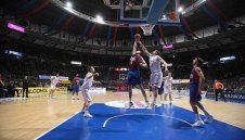 Барса гони и титлата по баскетбол