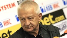 Има ли скандал в Локо Пловдив? Крушарски с култов коментар
