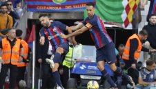 Барса пищи, обжалва червения картон на Алба