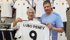 Любо Пенев врътна реми с втория тим на Валенсия