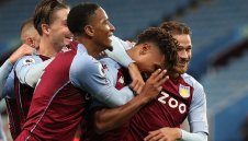 Истина е! Астън Вила направи Ливърпул за смях със 7:2!